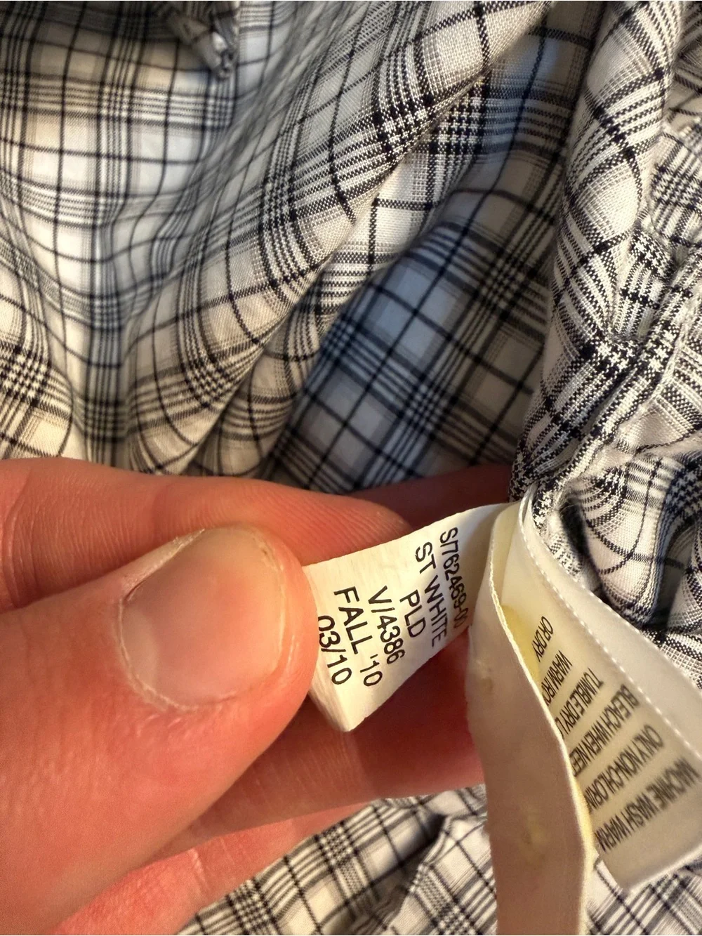 Banana Republic Mens Plaid Long Sleeve Button-Up M 15-15.5 Pocket Fall 2010 EUC